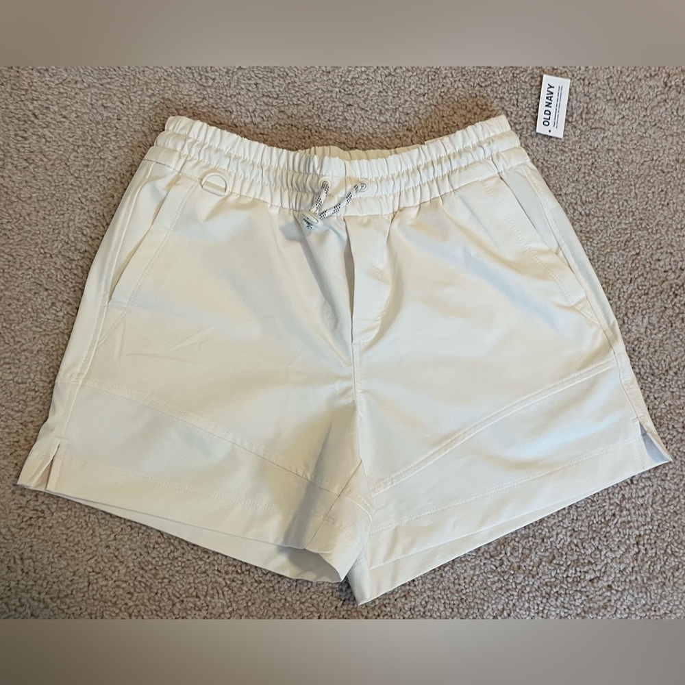 Old Navy activewear shorts